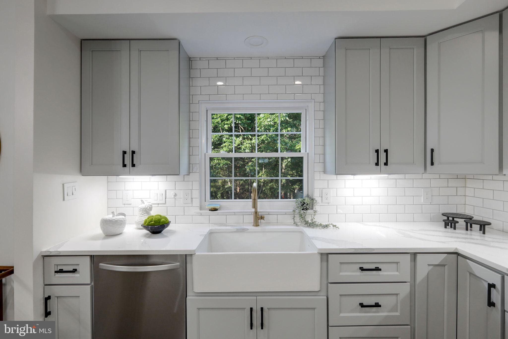 POTOMAC OAKS - Residential