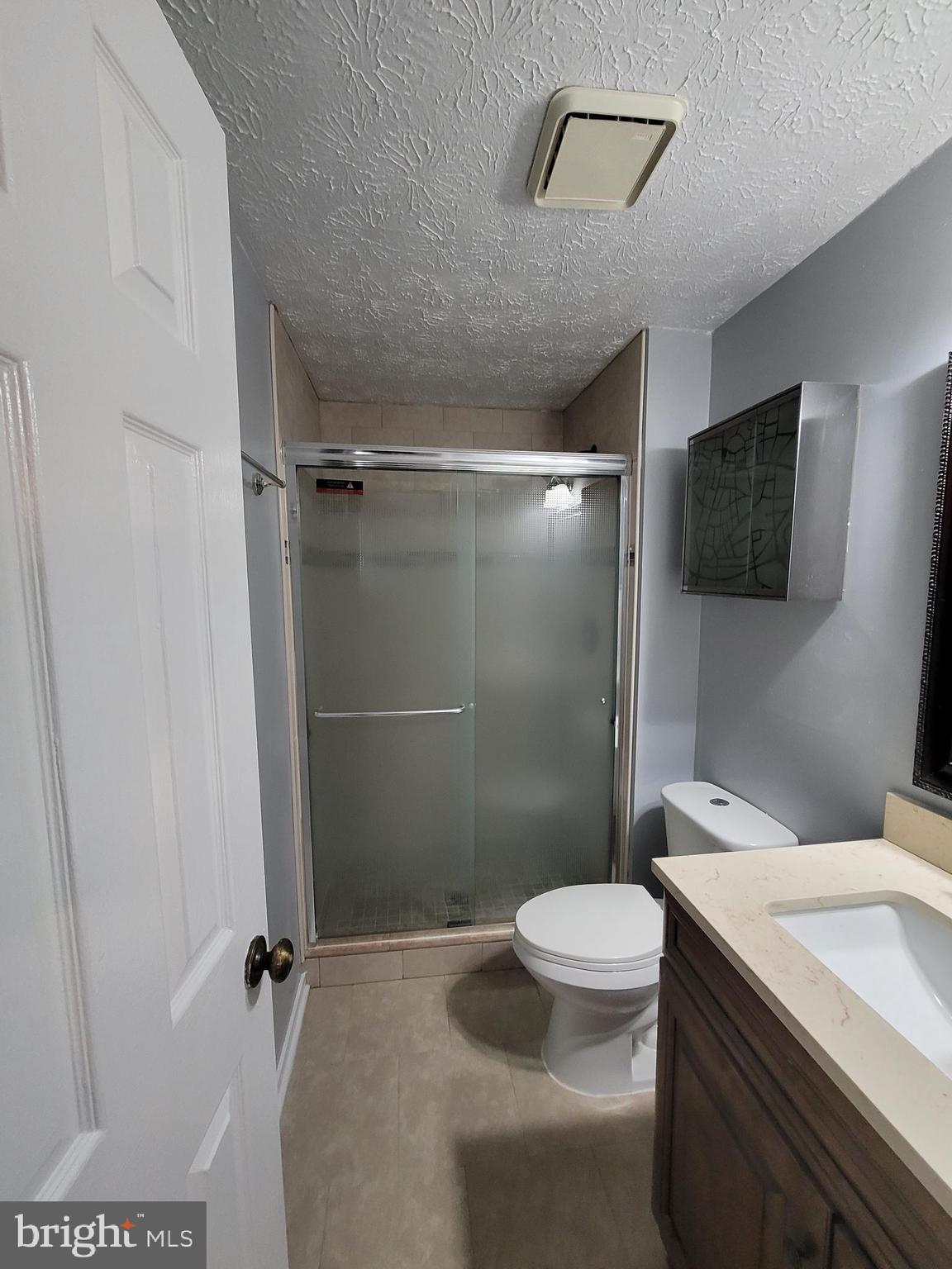 GLENN DALE ESTATES - Residential Lease