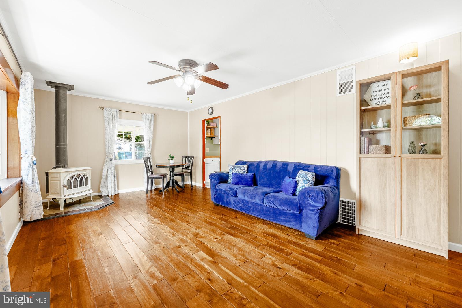 221 DEVON ROAD