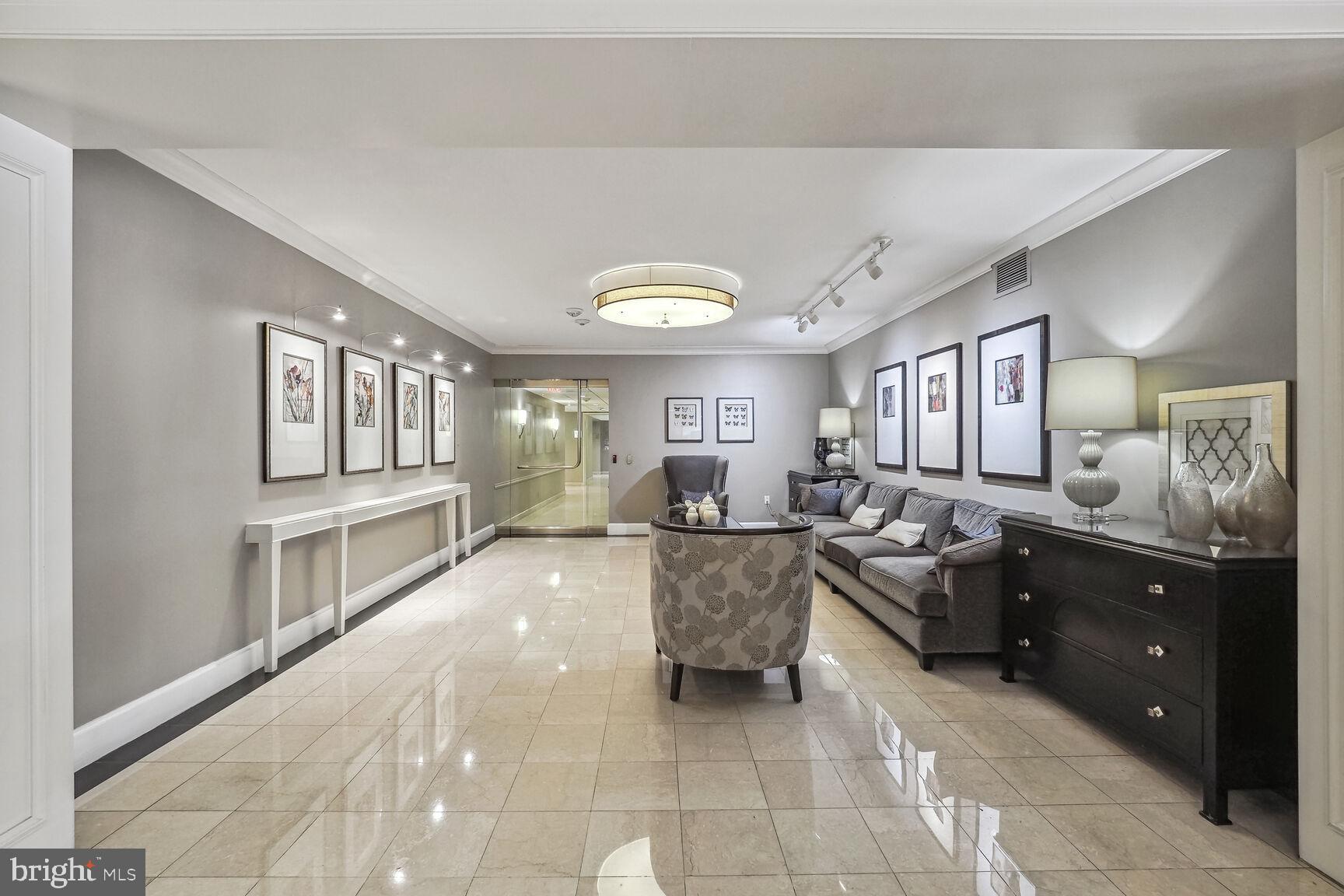 FRIENDSHIP HEIGHTS - Residential