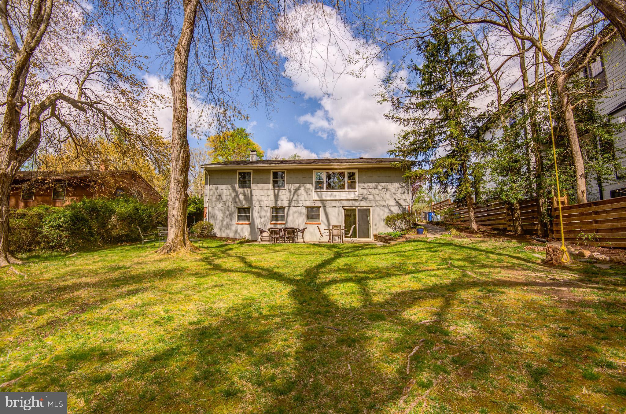 VIENNA WOODS - Residential