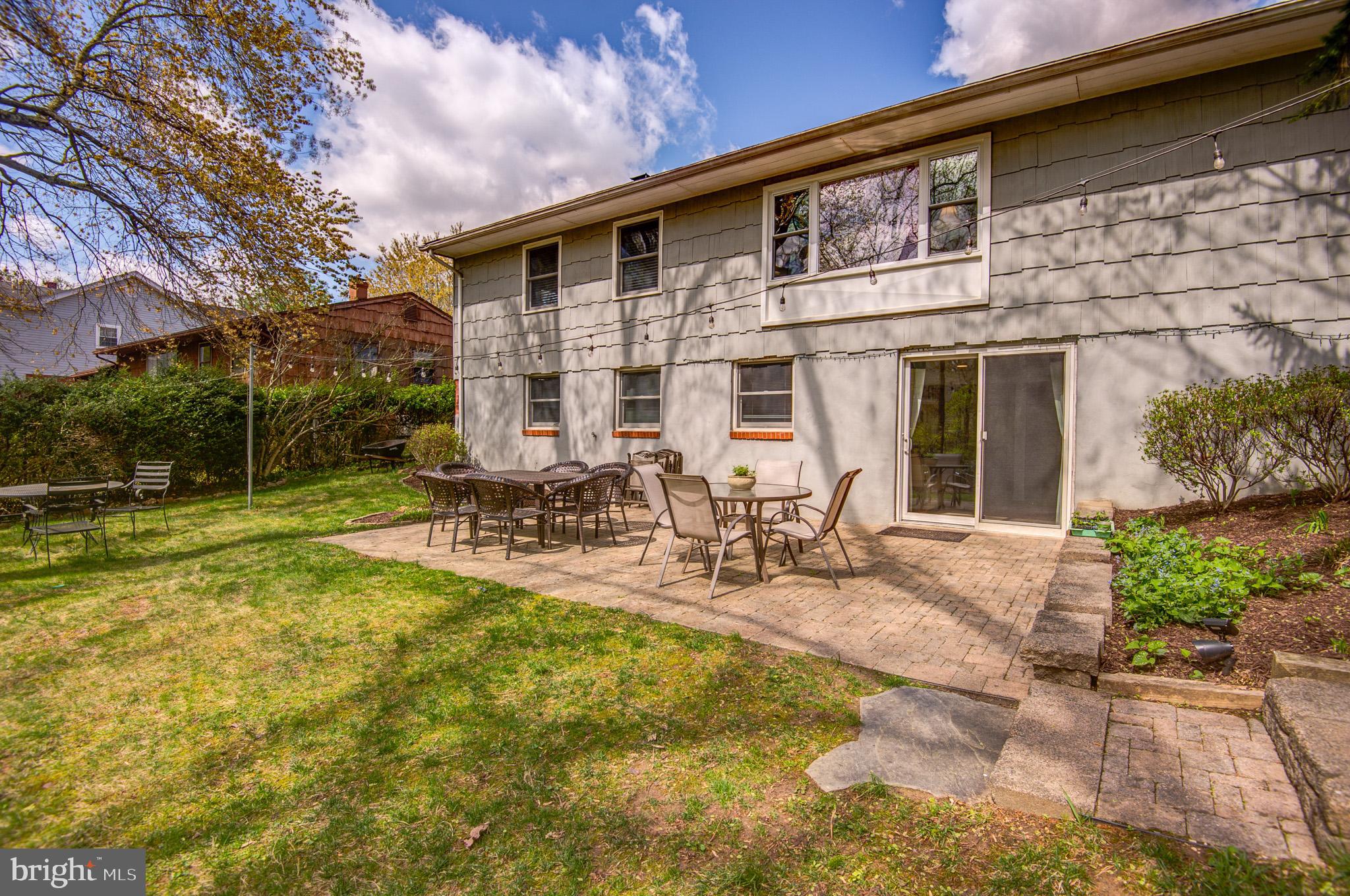 VIENNA WOODS - Residential