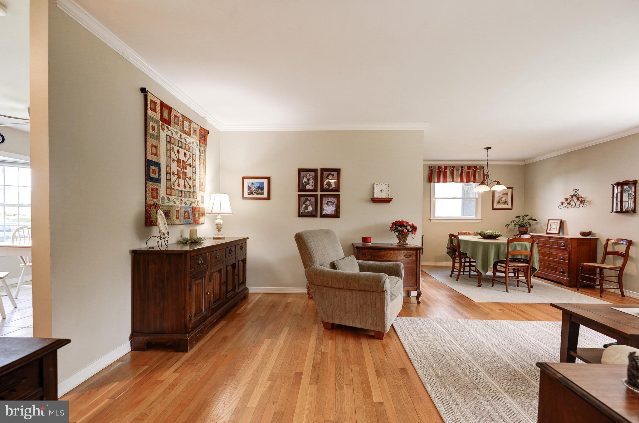 VIENNA WOODS - Residential