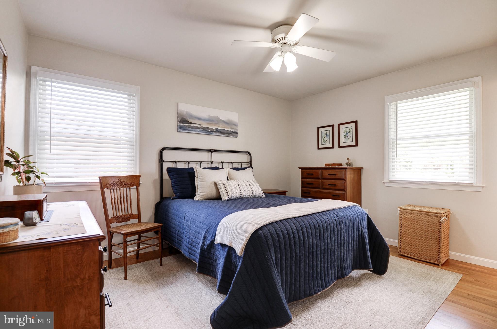 VIENNA WOODS - Residential