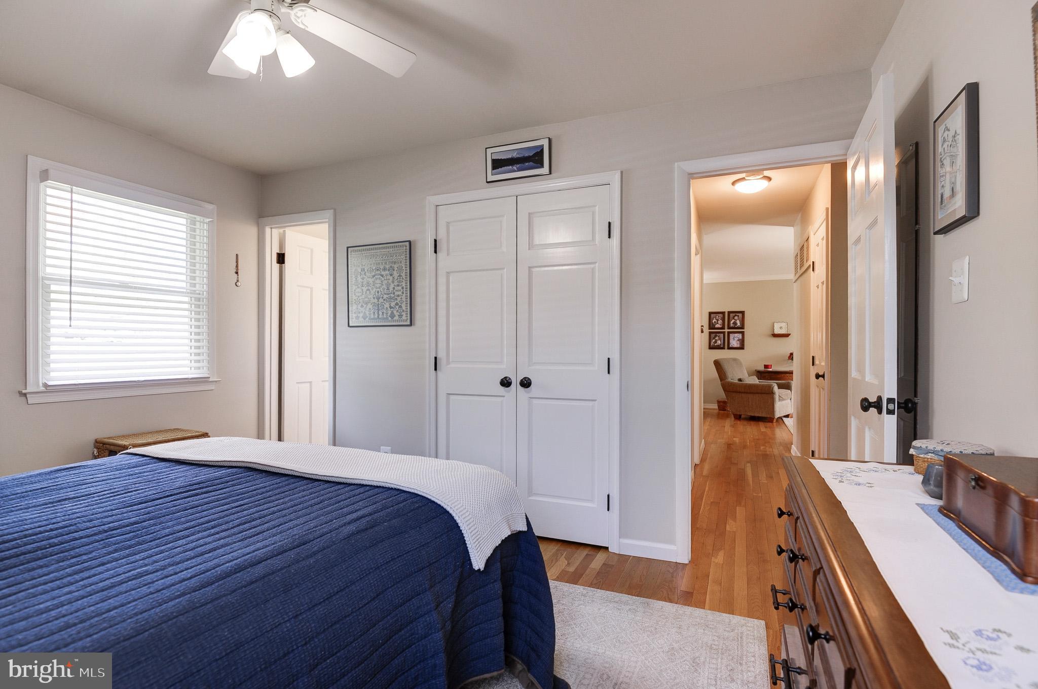 VIENNA WOODS - Residential