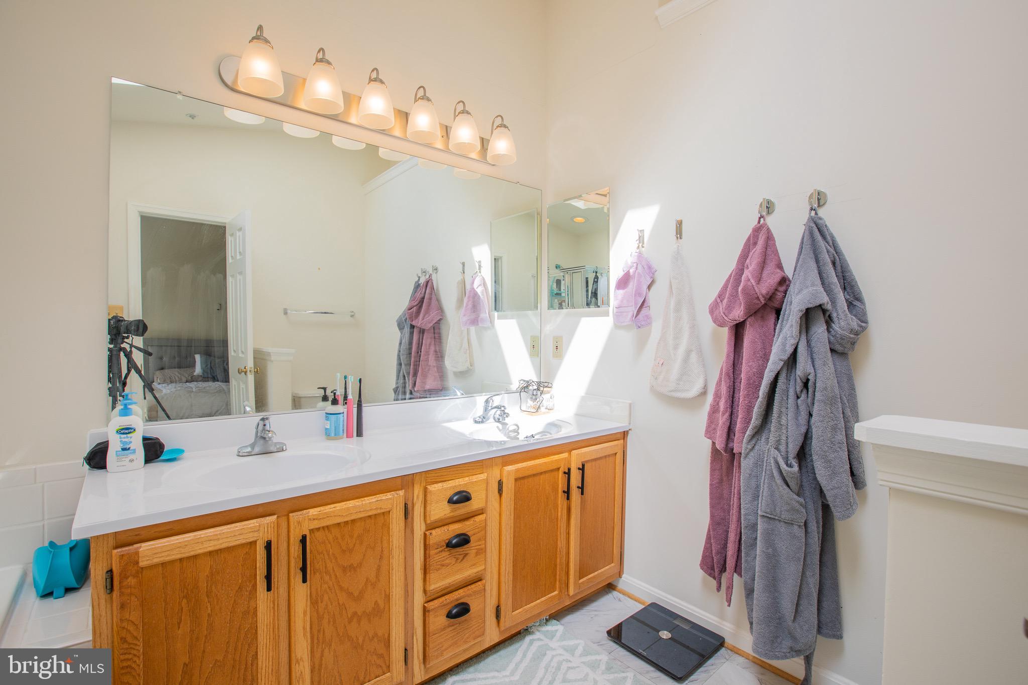 GREENBELT - Residential Lease