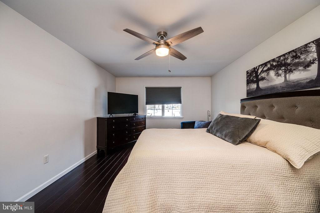 PATHFINDER WOODS - Residential