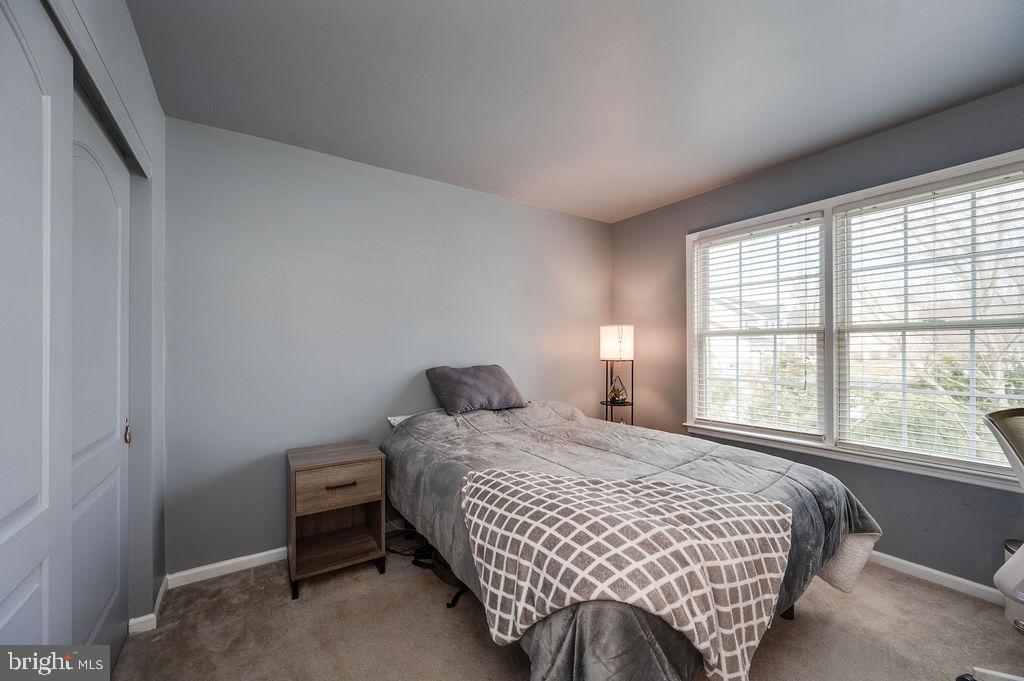 PATHFINDER WOODS - Residential