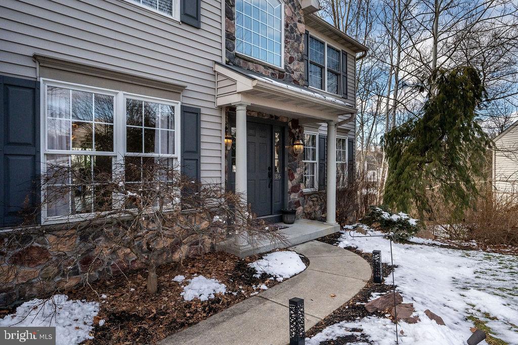 PATHFINDER WOODS - Residential