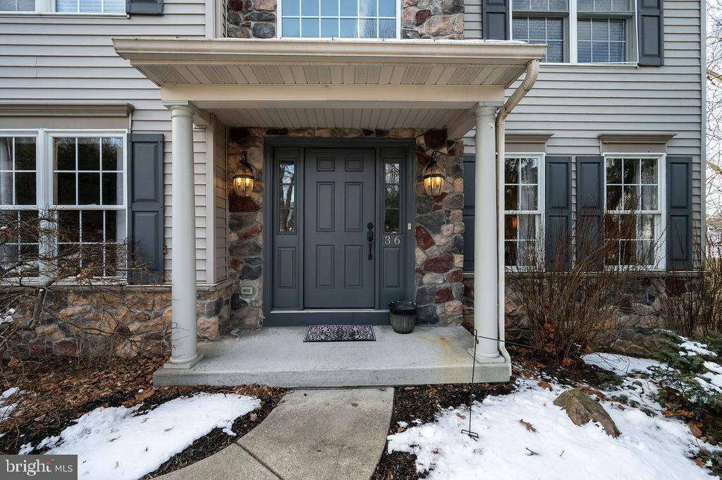 PATHFINDER WOODS - Residential