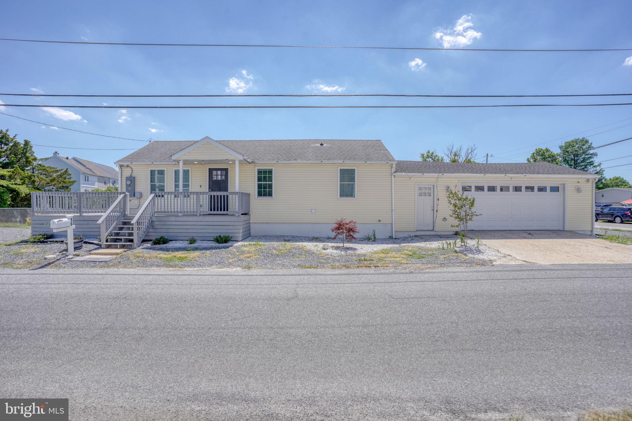 16 HUBBARD AVENUE