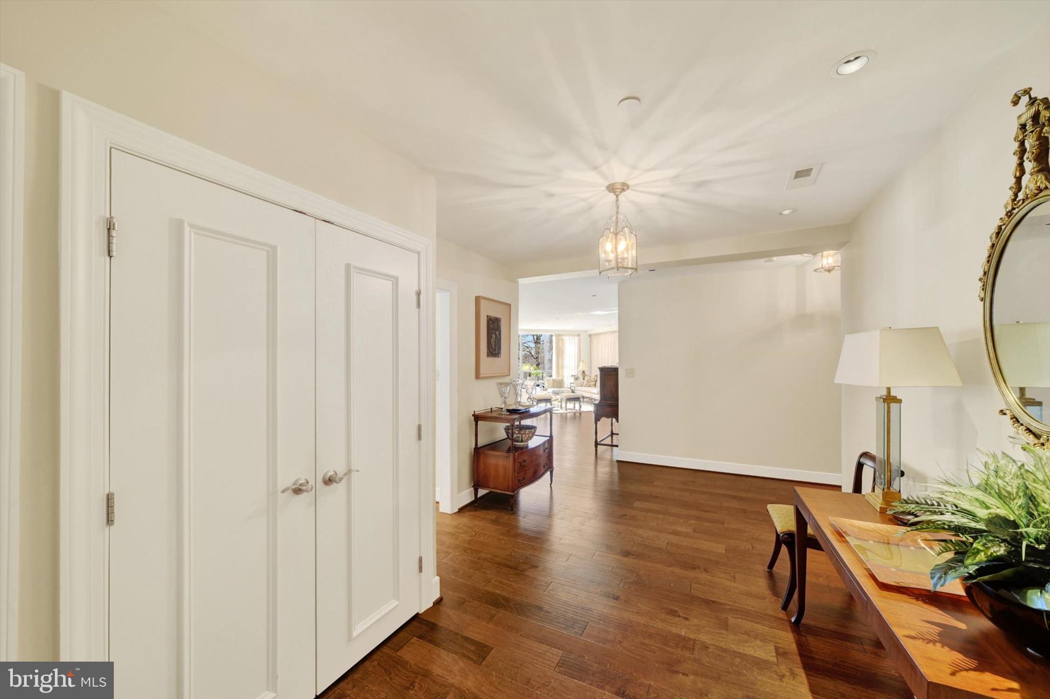 PAVILION IN THE PARK - Residential