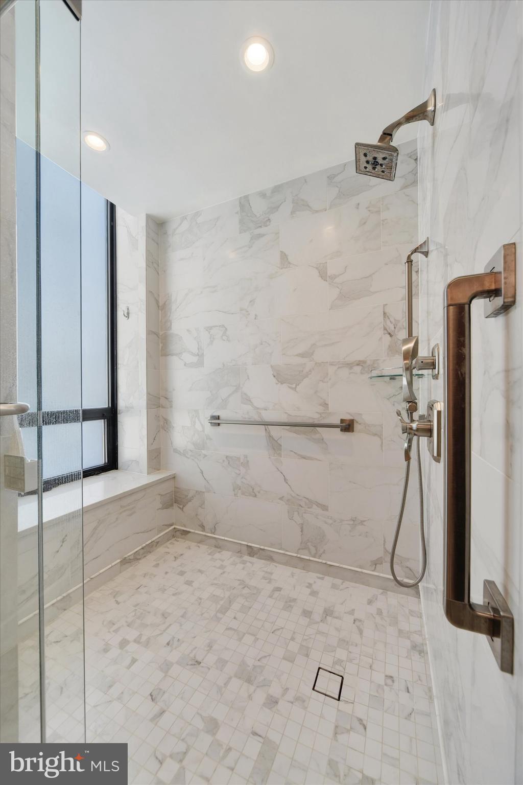 PAVILION IN THE PARK - Residential