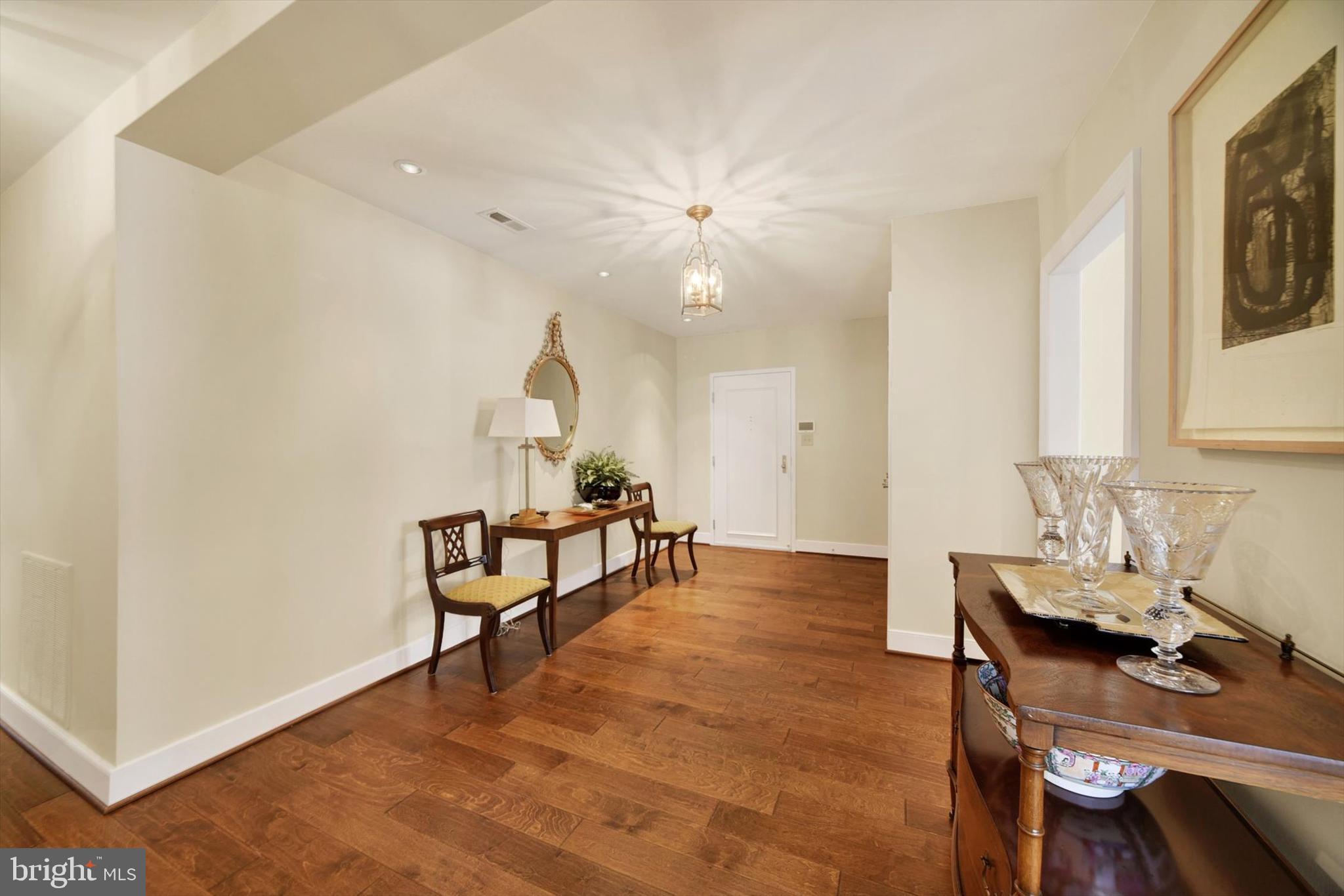 PAVILION IN THE PARK - Residential