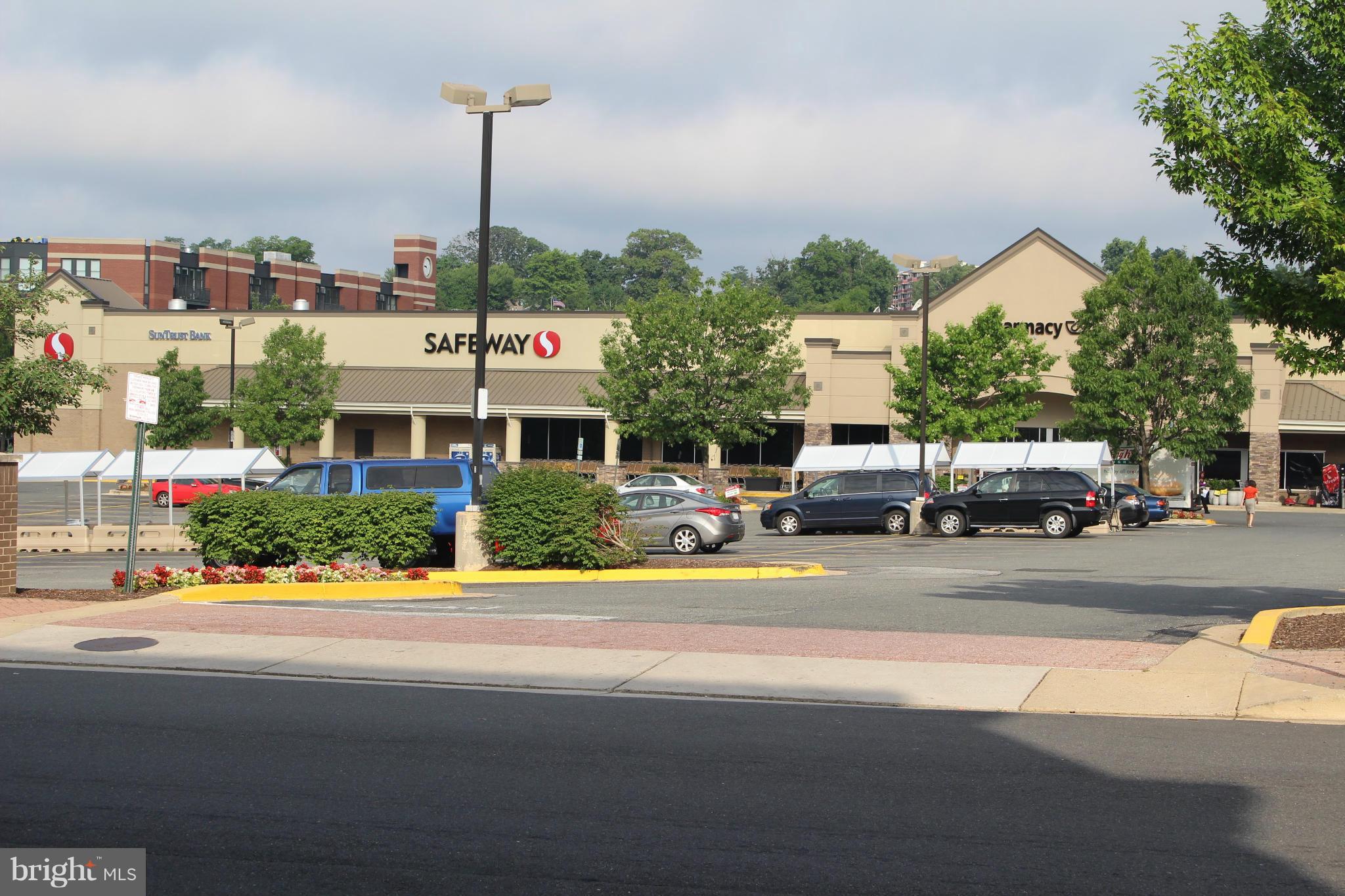 MAYWOOD - Residential Lease