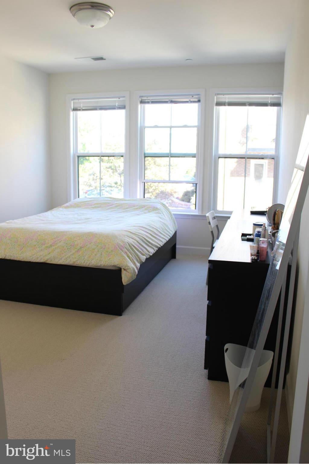 MAYWOOD - Residential Lease