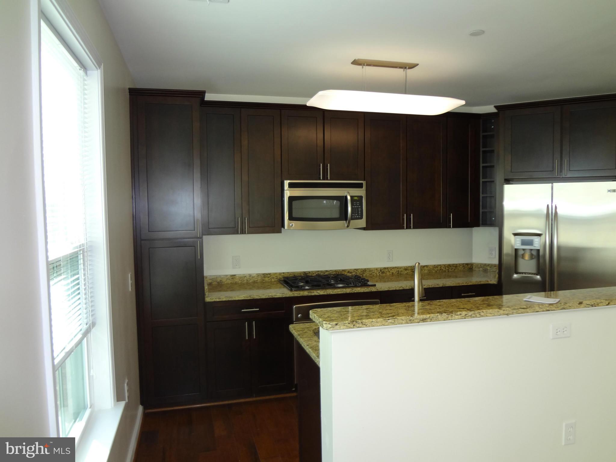 MAYWOOD - Residential Lease