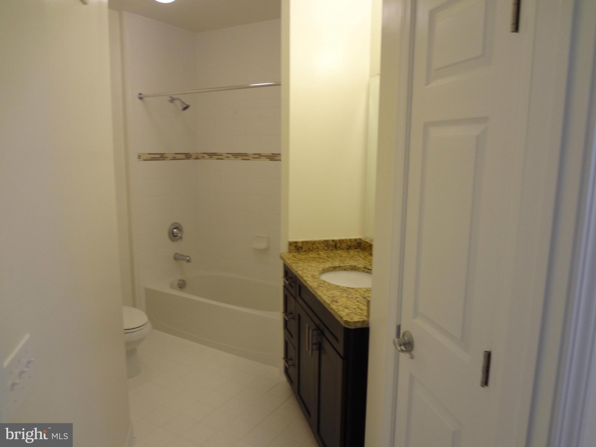 MAYWOOD - Residential Lease