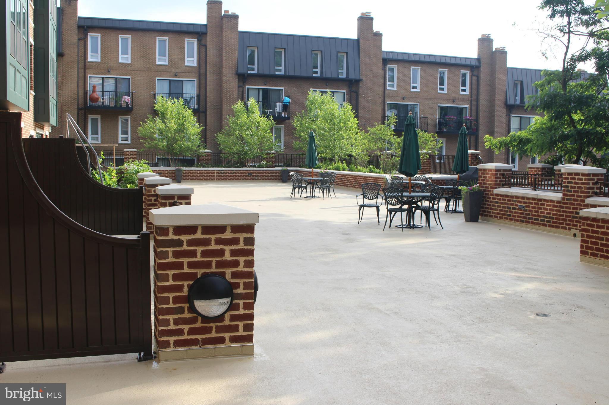 MAYWOOD - Residential Lease