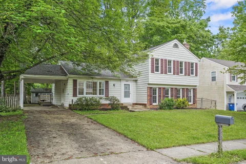 9086 Brook Ford Road, Burke, VA MLS: VAFX2320370