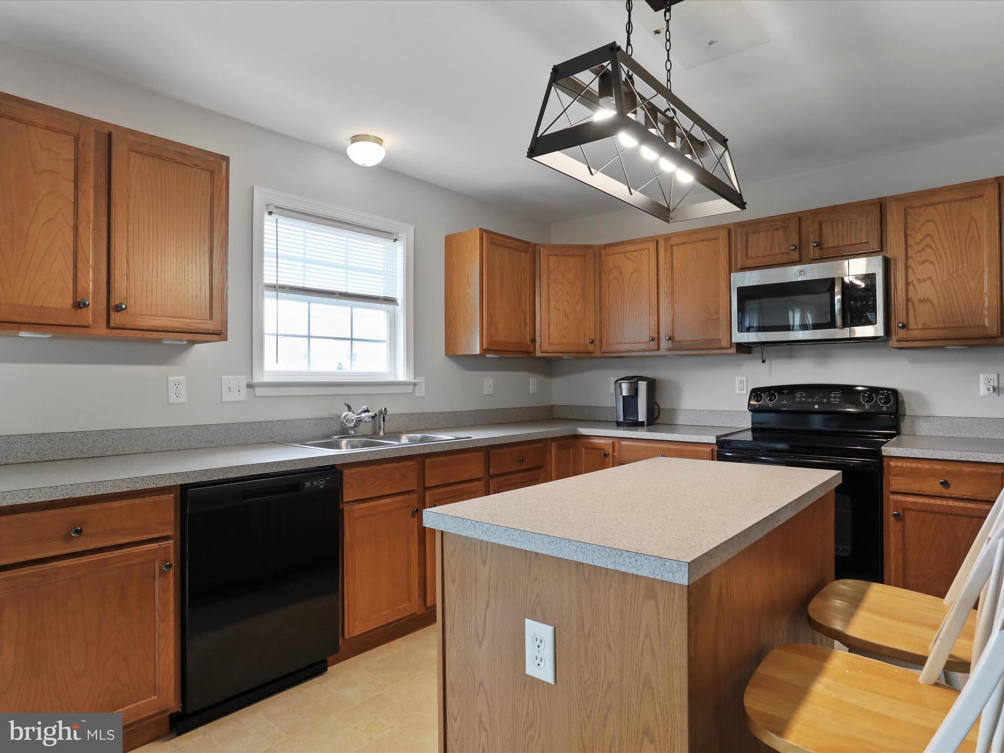 RIVERSIDE VILLAGES - Residential