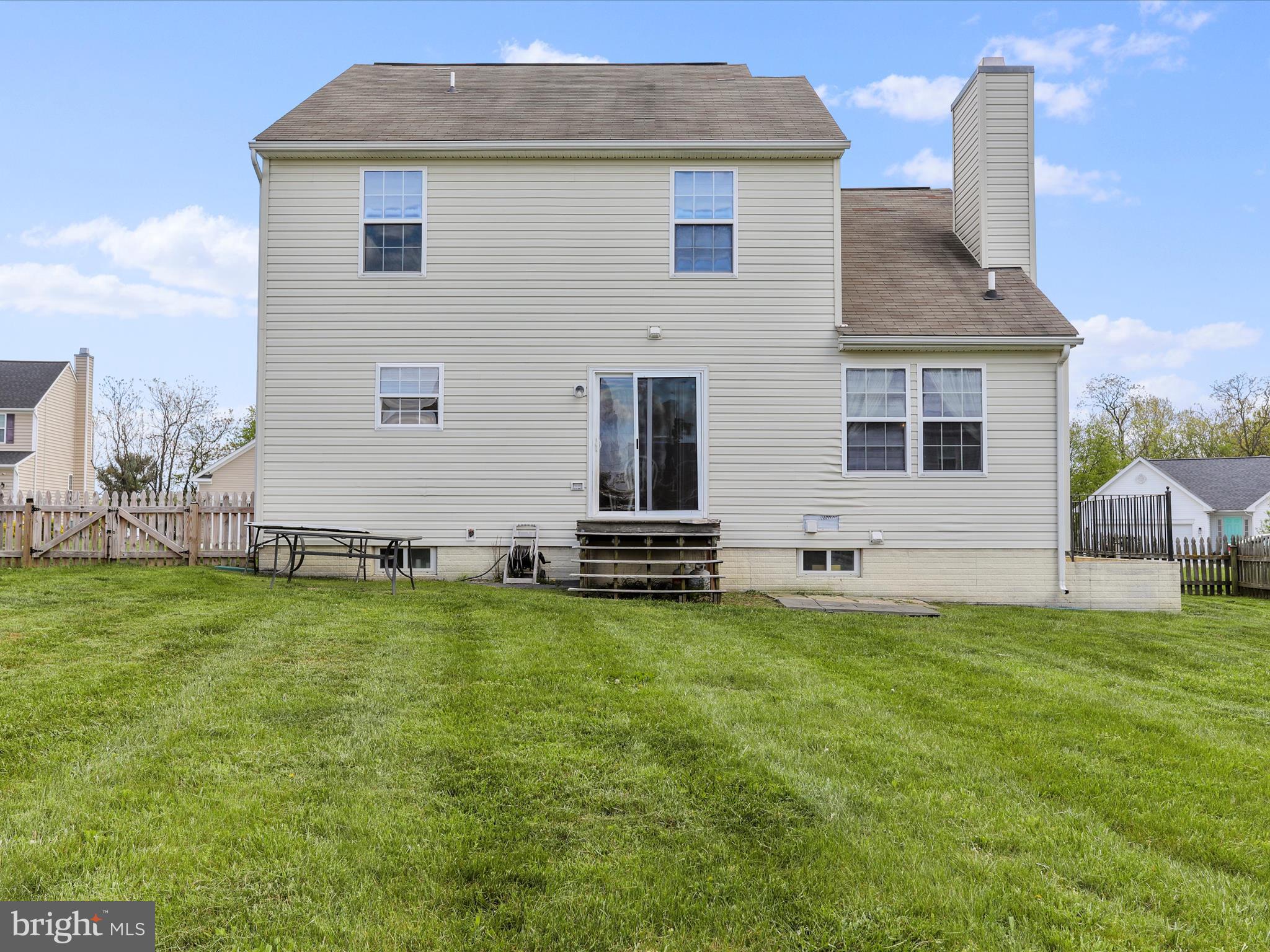 RIVERSIDE VILLAGES - Residential