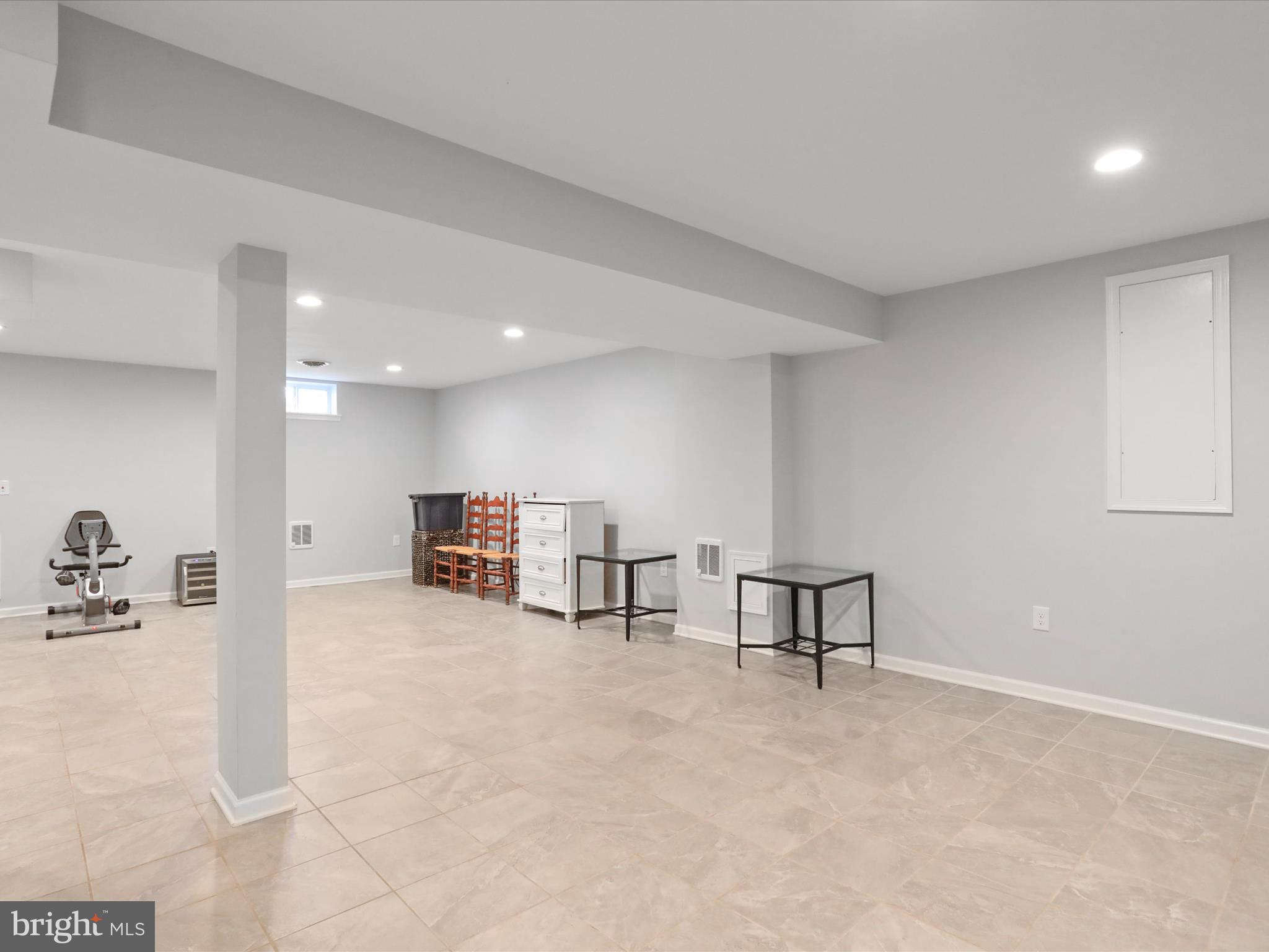 RIVERSIDE VILLAGES - Residential