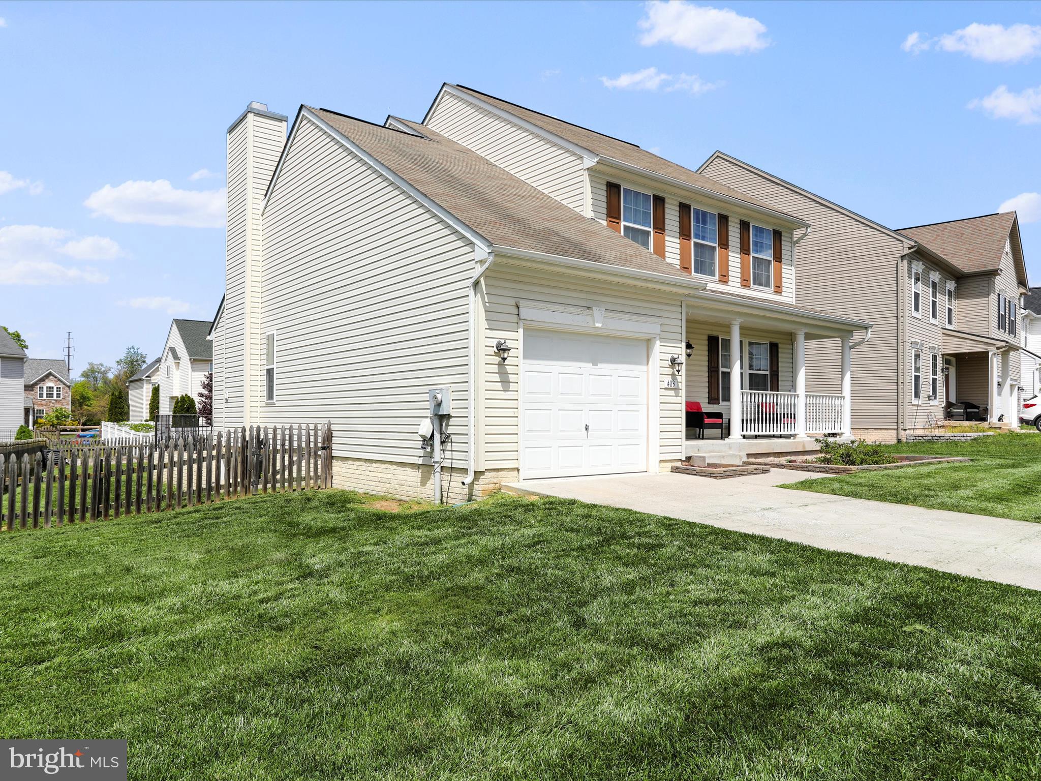 RIVERSIDE VILLAGES - Residential