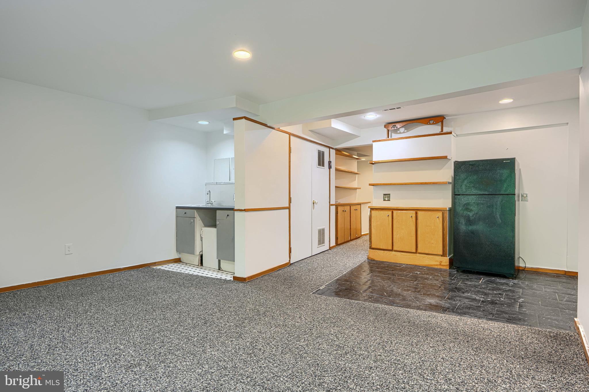BONIFANT WOODS - Residential