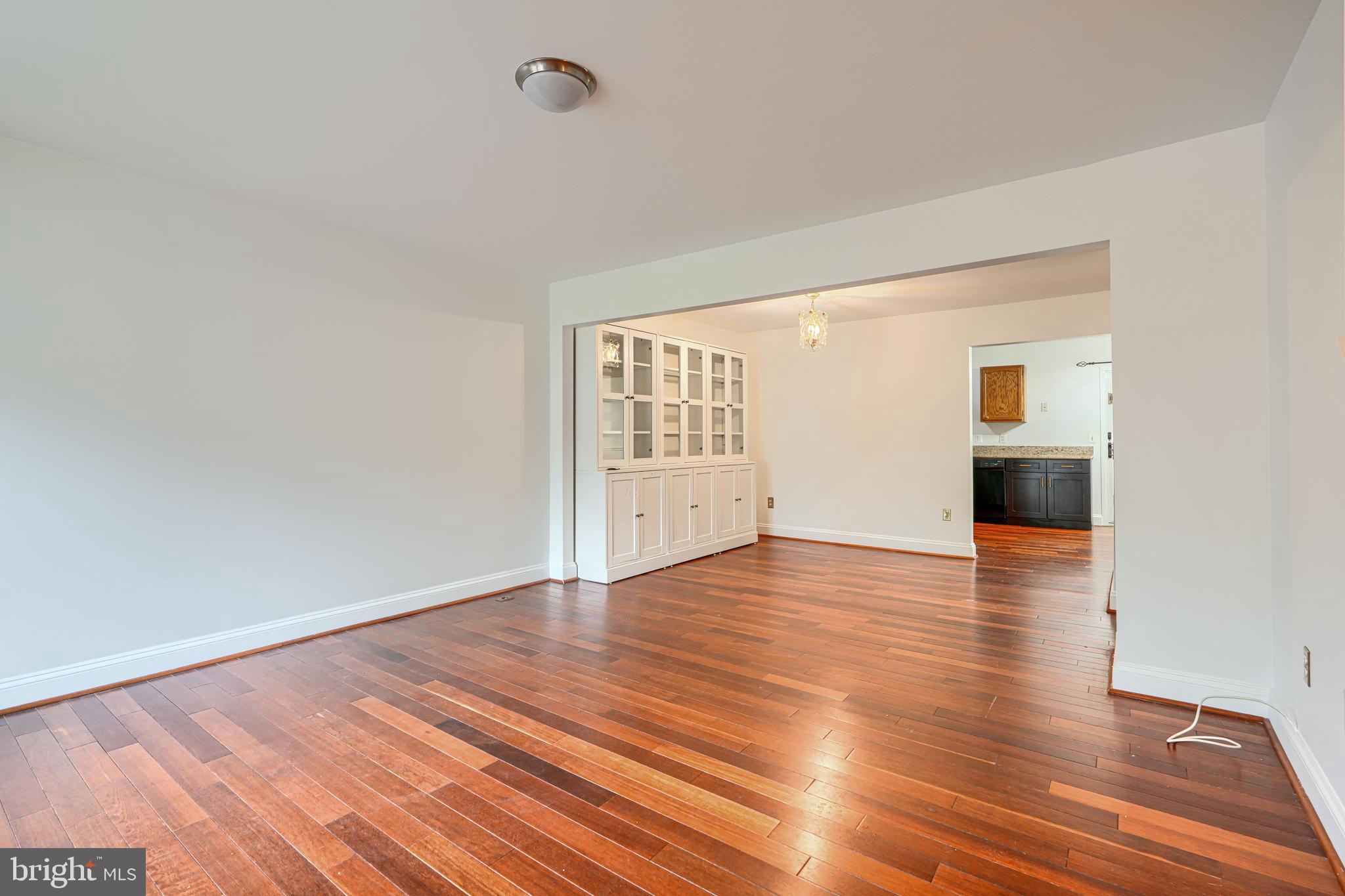 BONIFANT WOODS - Residential
