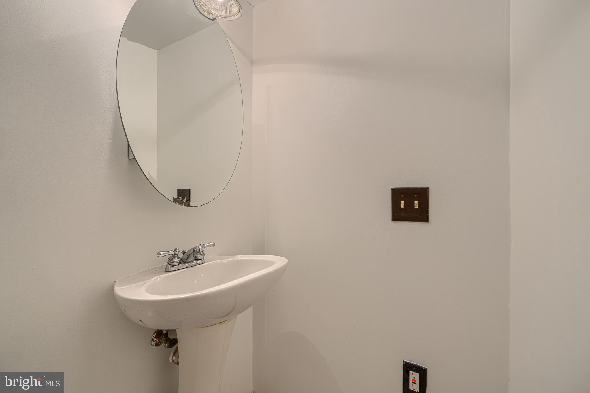 BONIFANT WOODS - Residential