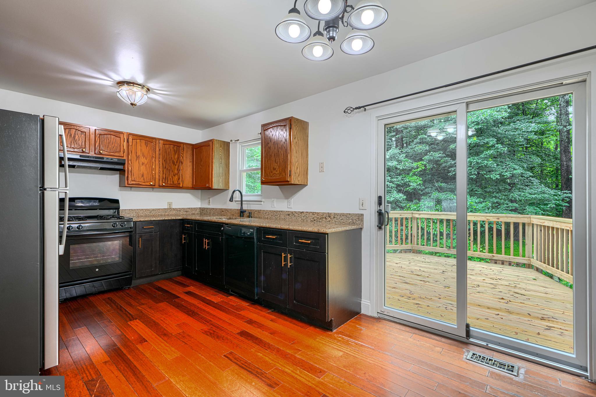 BONIFANT WOODS - Residential