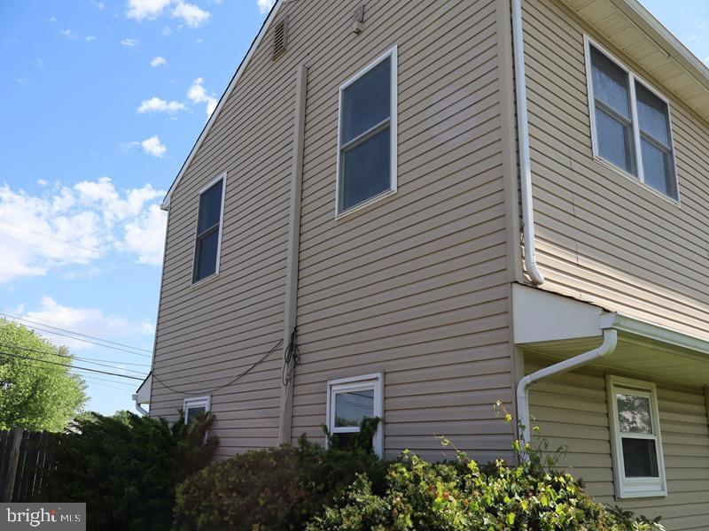 FAIRLESS HILLS - Residential