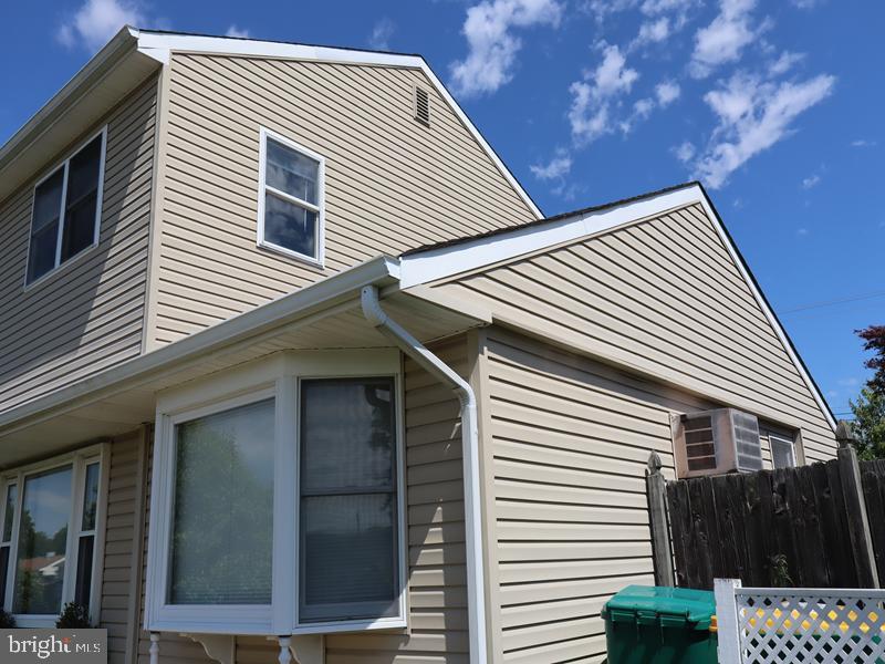 FAIRLESS HILLS - Residential