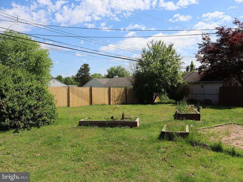 FAIRLESS HILLS - Residential
