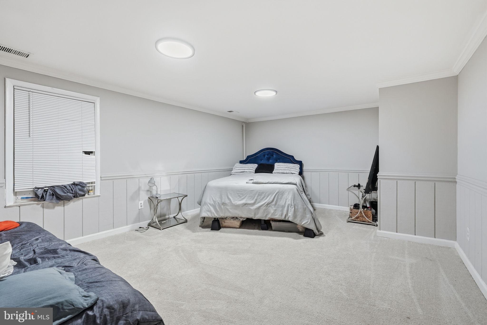 LAKE RIDGE-THOUSAND OAKS - Residential