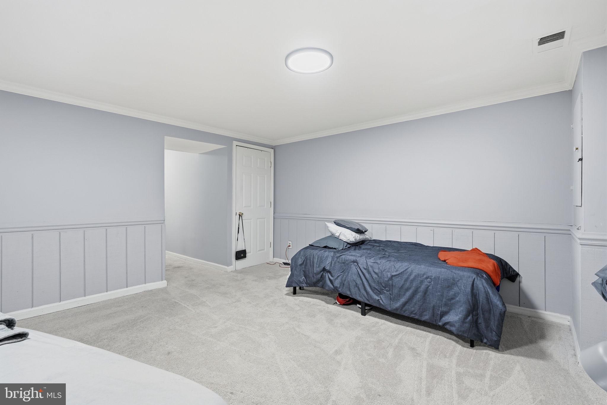 LAKE RIDGE-THOUSAND OAKS - Residential