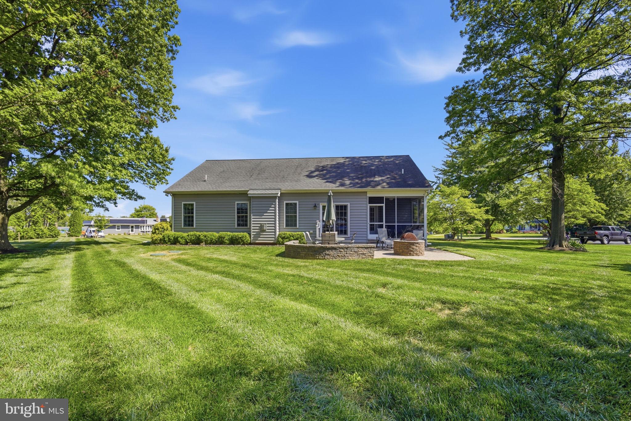 CRESTVIEW - Residential