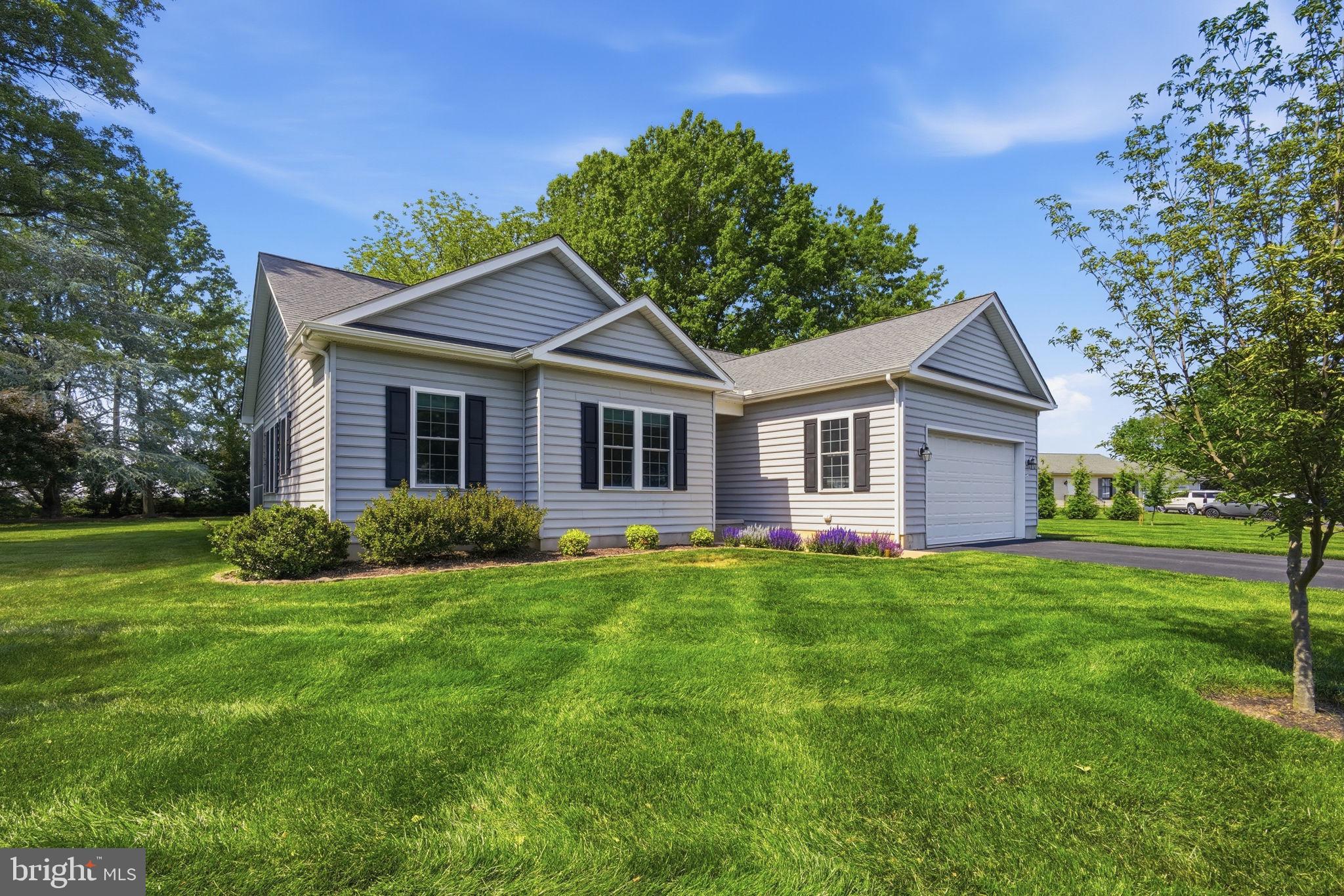 CRESTVIEW - Residential