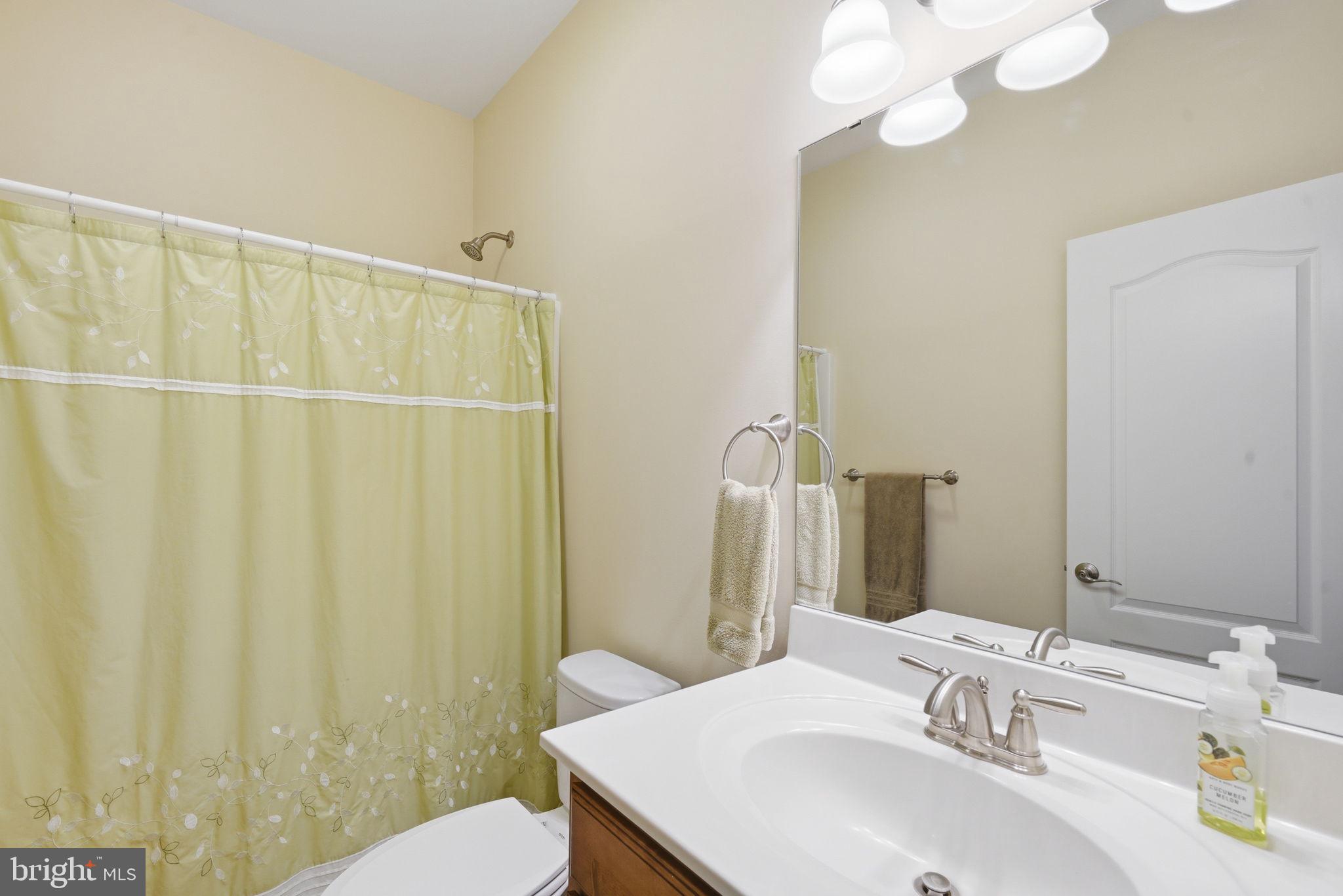 CRESTVIEW - Residential
