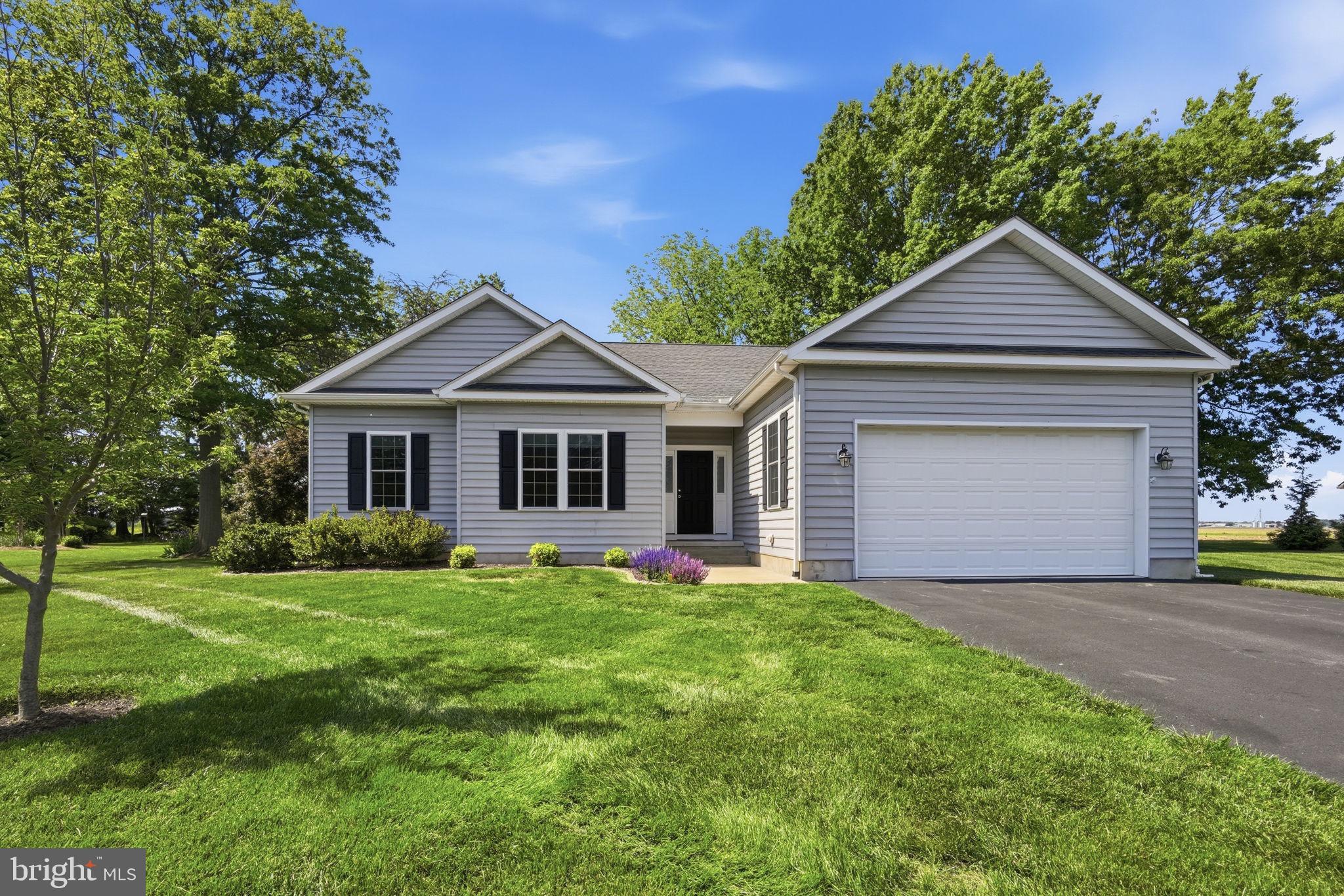CRESTVIEW - Residential