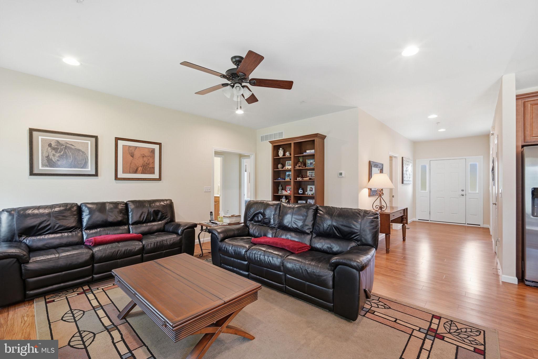 CRESTVIEW - Residential