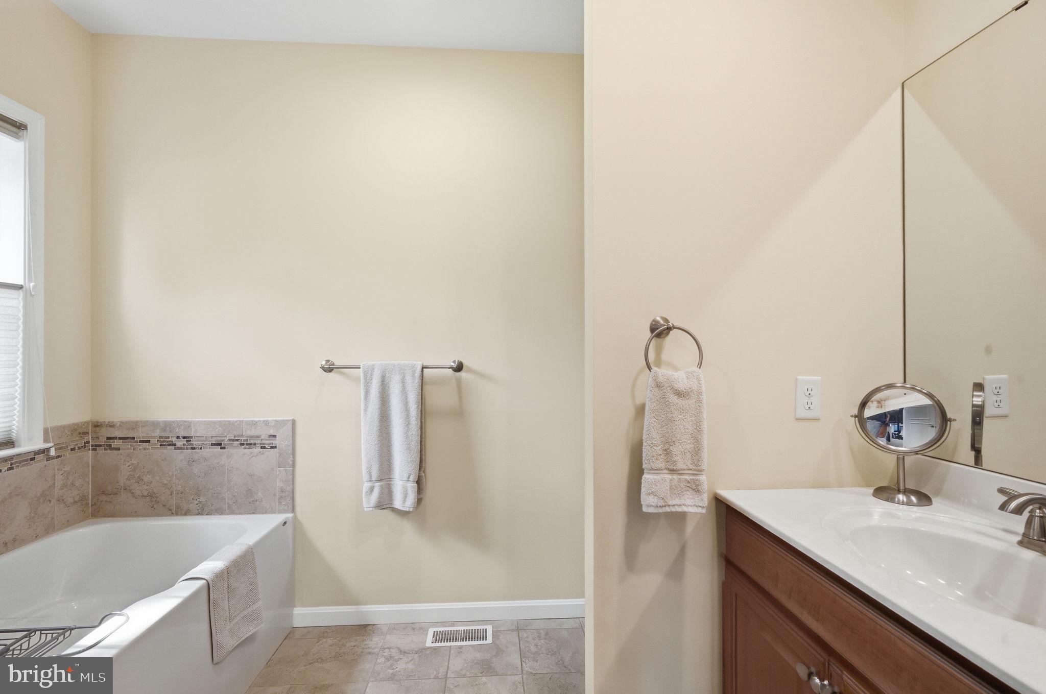 CRESTVIEW - Residential