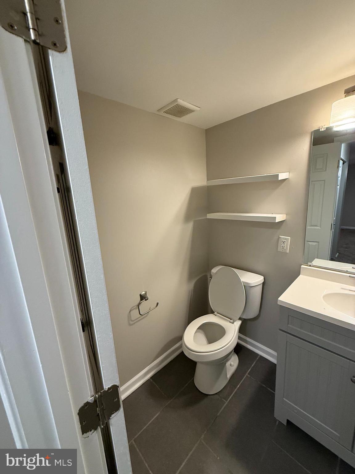 TREETOP - Residential