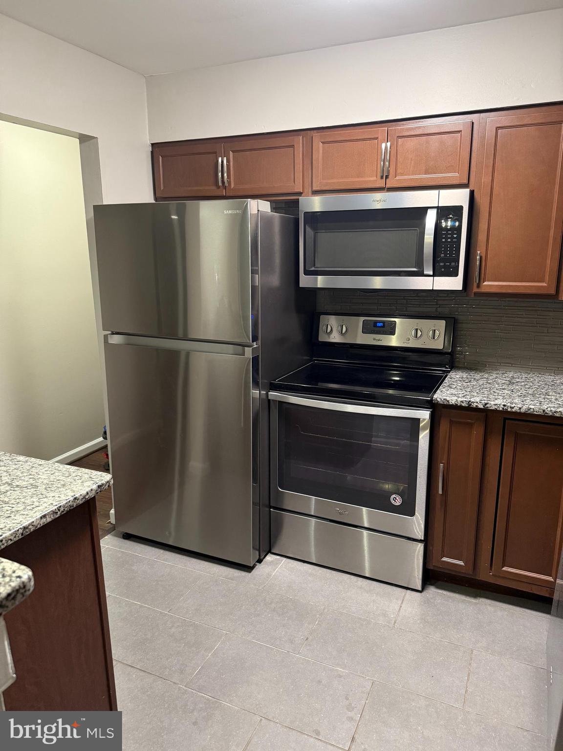 TREETOP - Residential