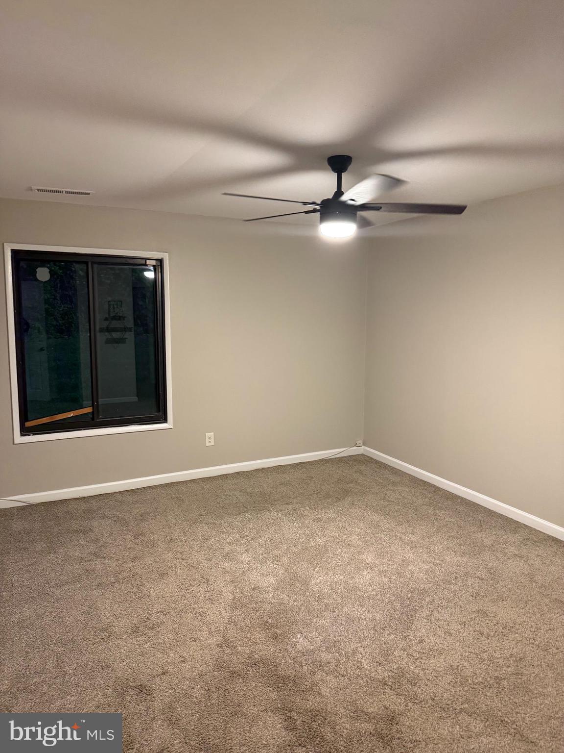 TREETOP - Residential