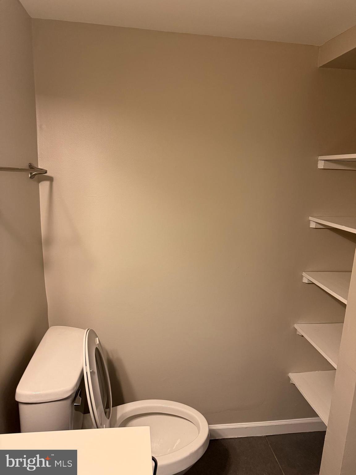 TREETOP - Residential