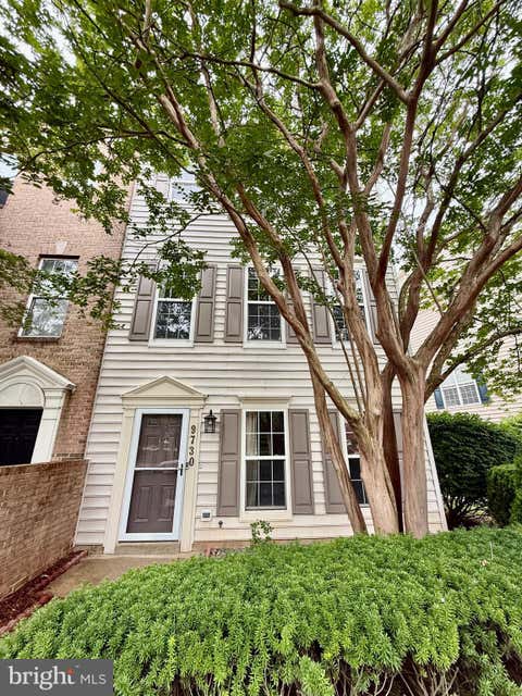 Townhouse For Rent - 9730 Washingtonian Boulevard<br/> GAITHERSBURG, MD 20878