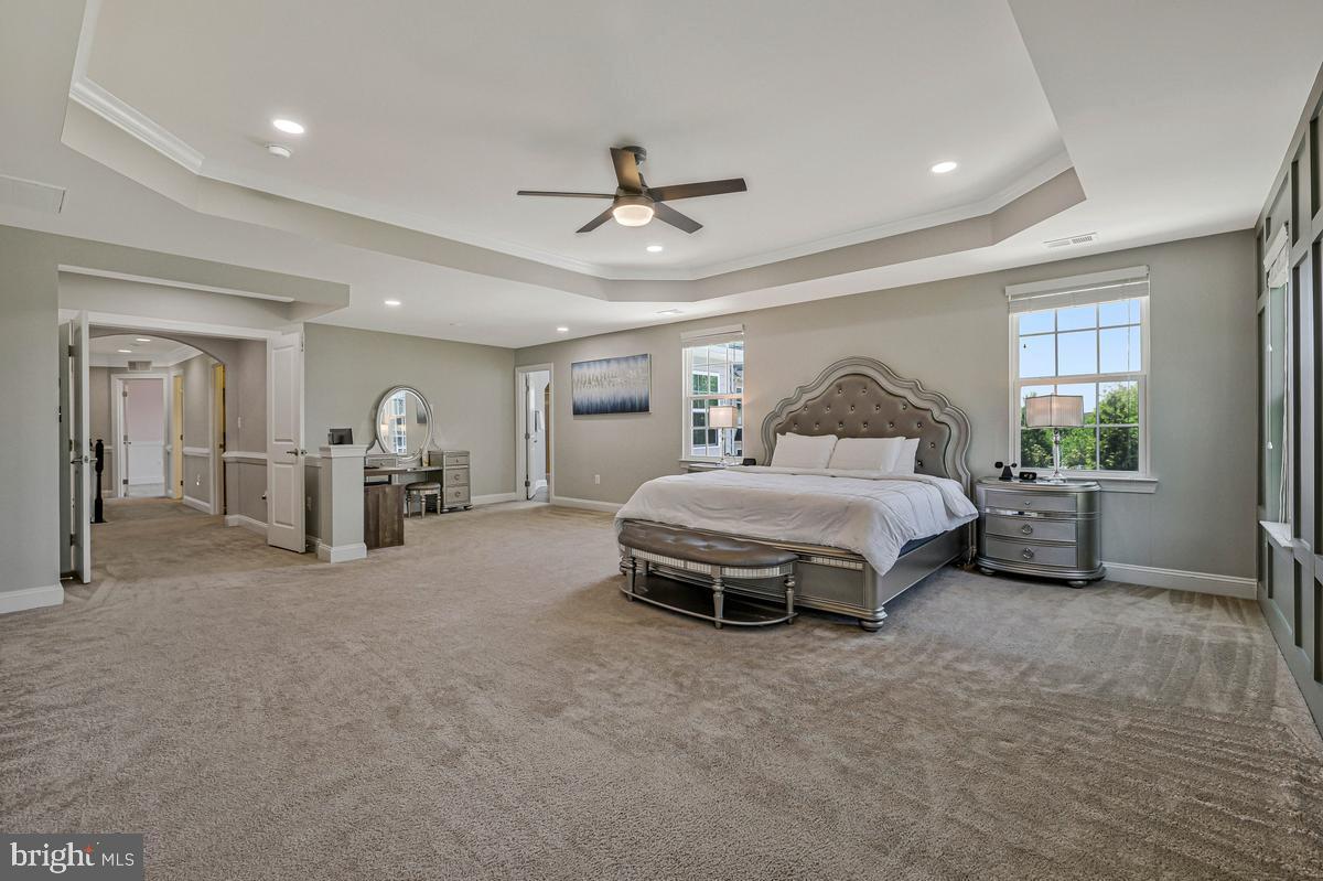 DAWSON'S CORNER - Residential