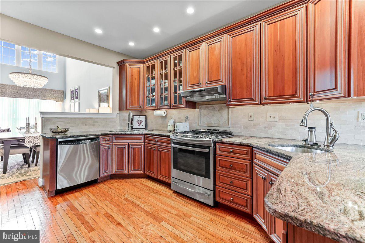 GREENS OF PENN OAK - Residential